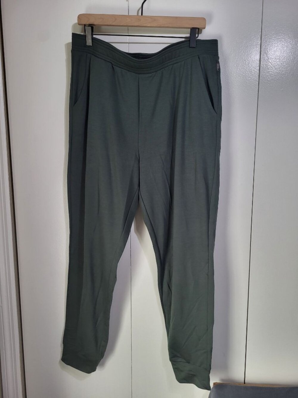 Eddie Bauer Lounge Women's XL Jogger Pants Black Green Lot of 2 Pull On Casual - Picture 5 of 7